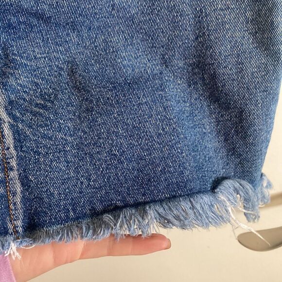 Juniors Nectar Clothing- Denim Skirt with raw hem- Size Small - Picture 5 of 8